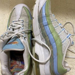 NIKE AIRMAX SNEAKERS